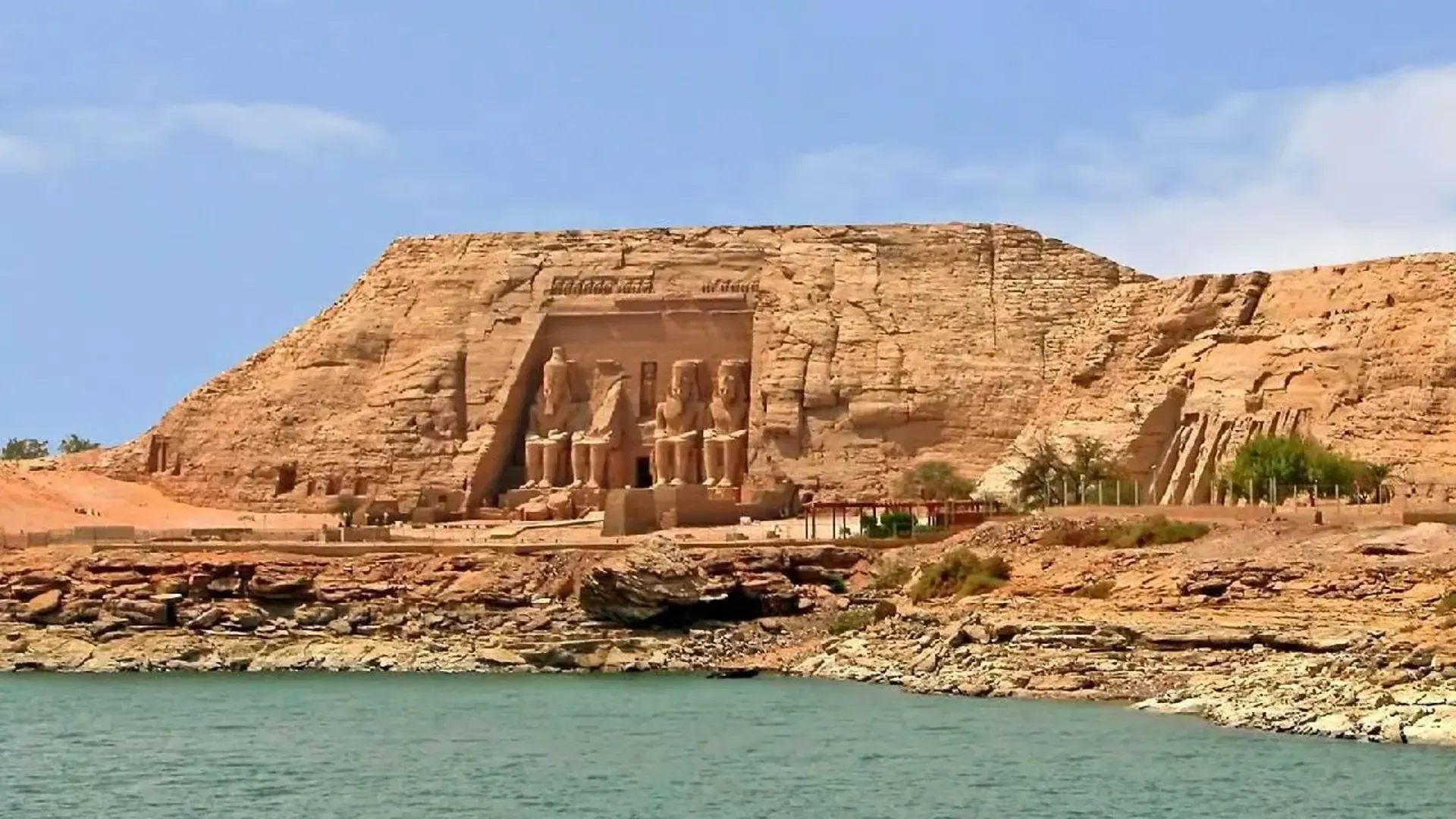 Day Tour From Aswan to Abu Simbel By Private Car