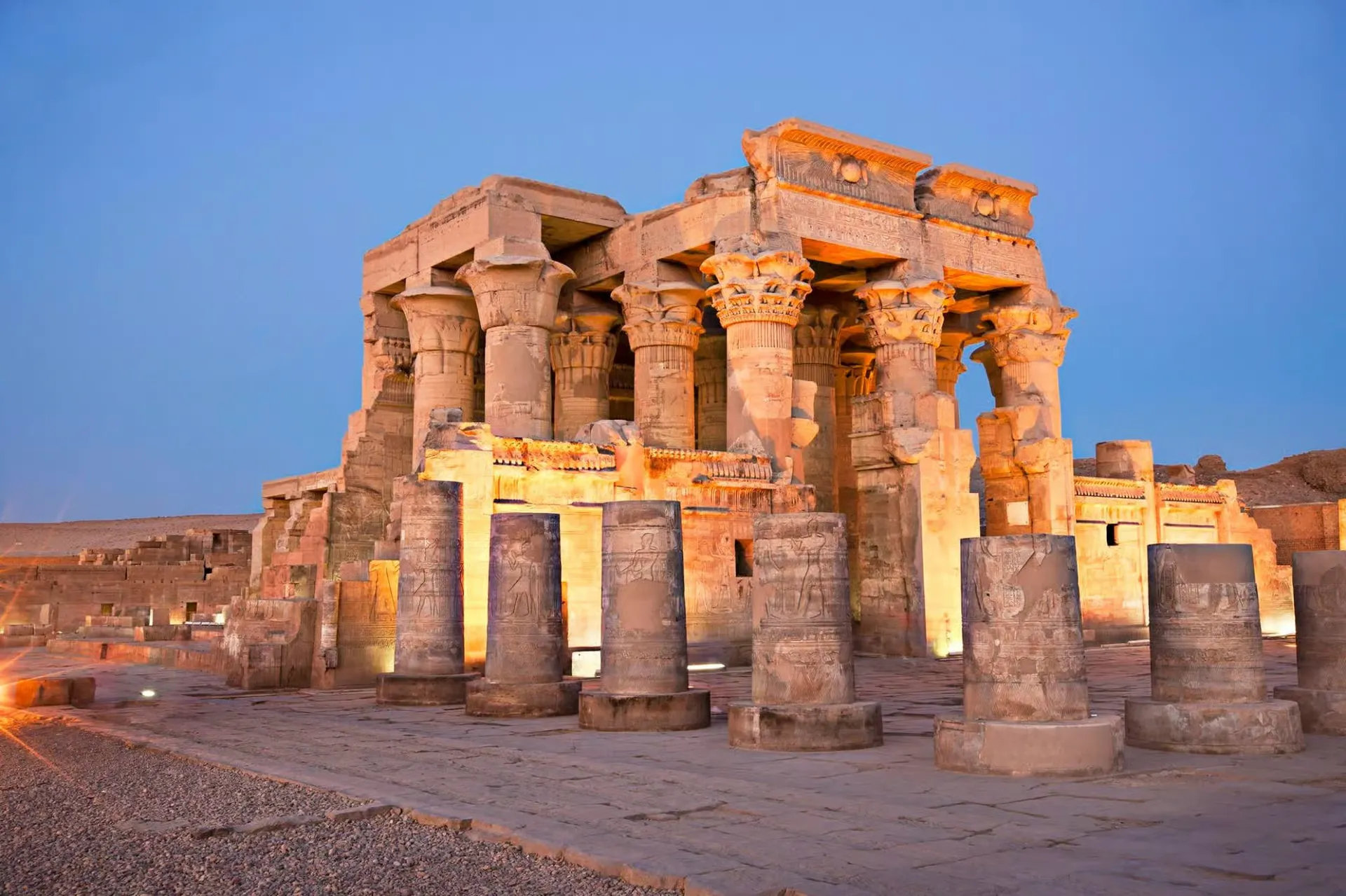 Day Tour to Edfu & Kom Ombo from Luxor