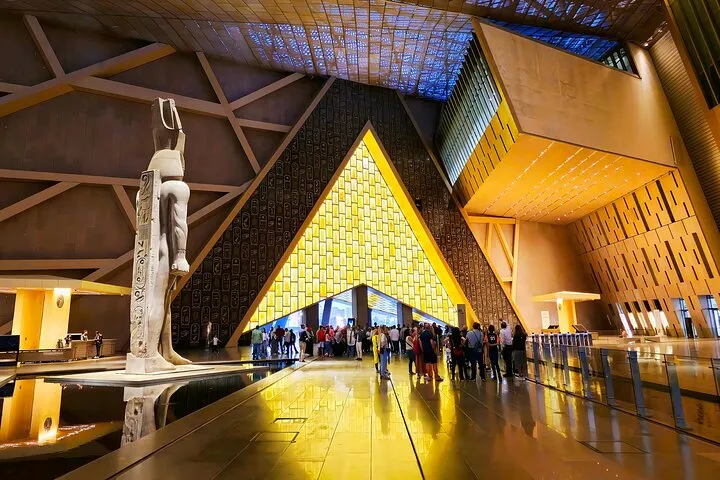 Overnight trip to Cairo from Hurghada by plane