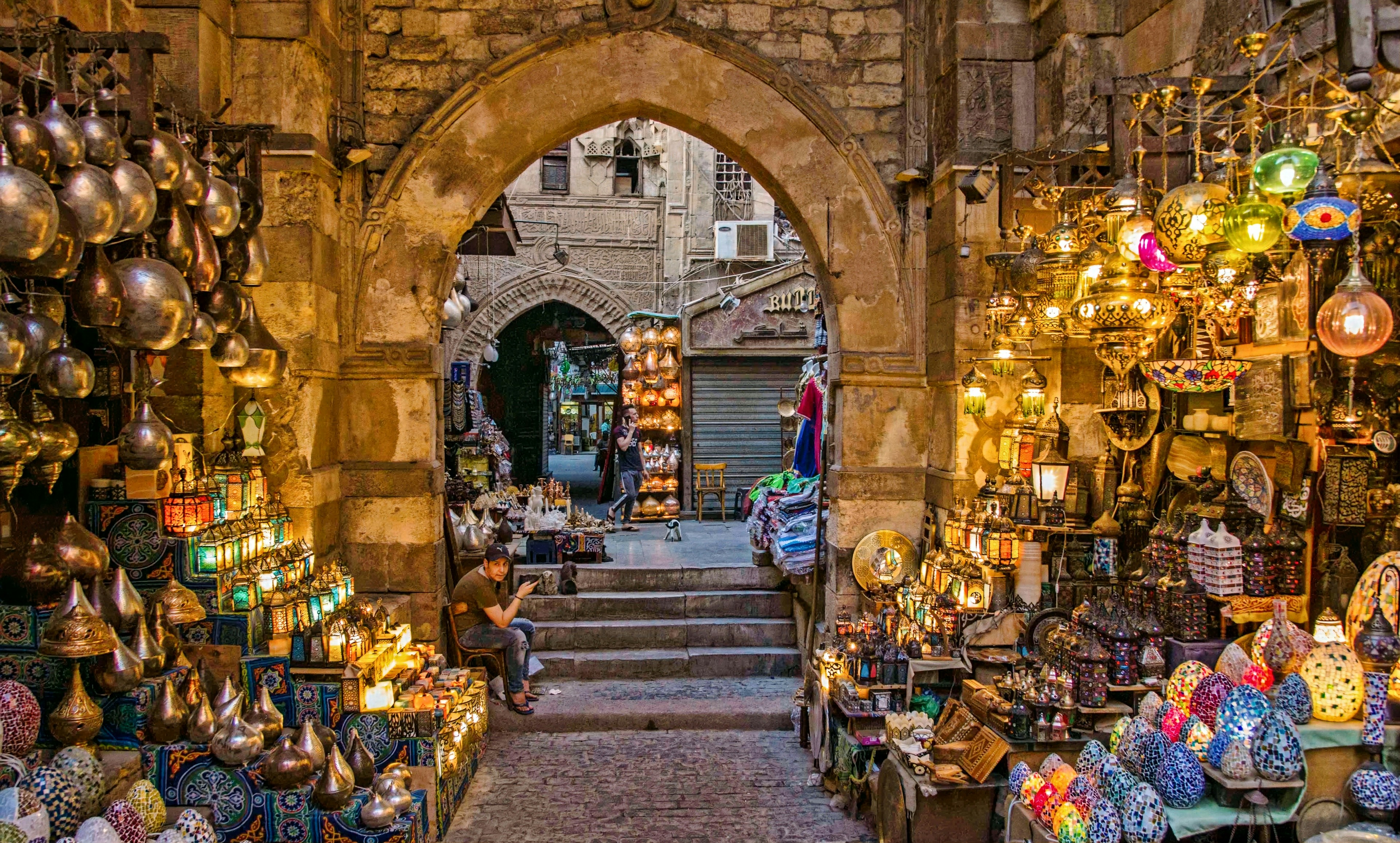 Khan el-Khalili Bazaar Egypt: Complete Visitor Guide